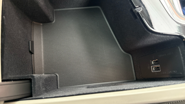 Volvo Xc60 2.0 T6 Recharge PHEV Inscription 5dr AWD Auto Estate